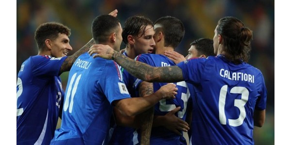 Adeptos veteranos recordam os jogadores italianos de 2002 Adeptos veteranos recordam os jogadores italianos de 2002